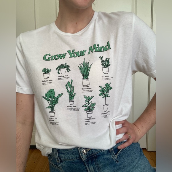 Old Navy Grow your mind plant graphic t-shirt - Picture 1 of 6